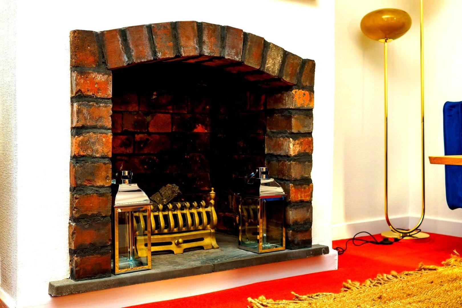 Holiday home Spacious 4-bed | Wifi | Parking | Workspace